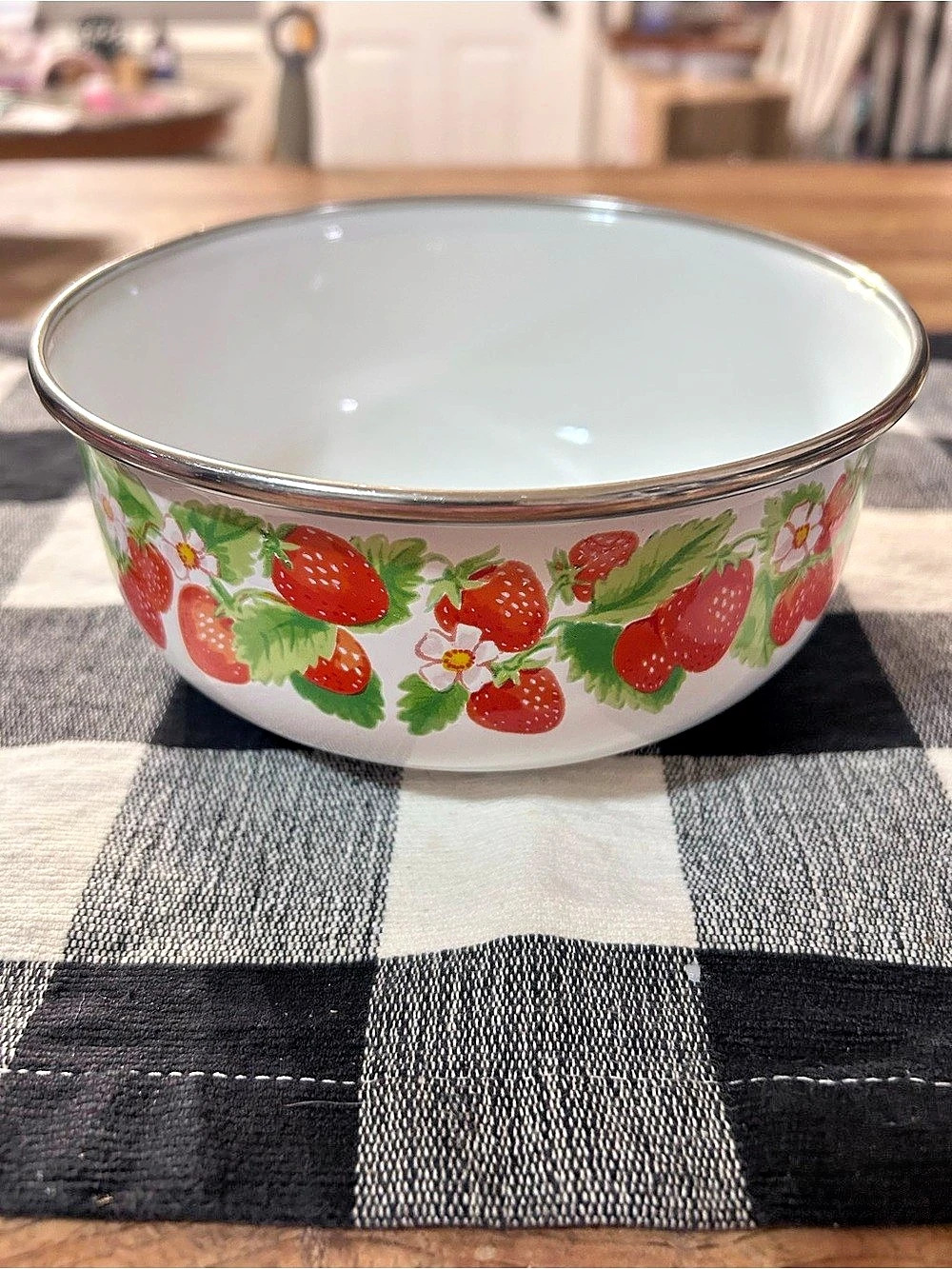 Kobe Strawberry Enamel Bowl - Picture 1 of 1